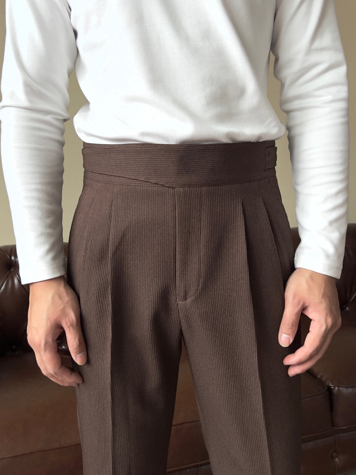Old Money Old Money Gurkha-Hose mit hoher Taille