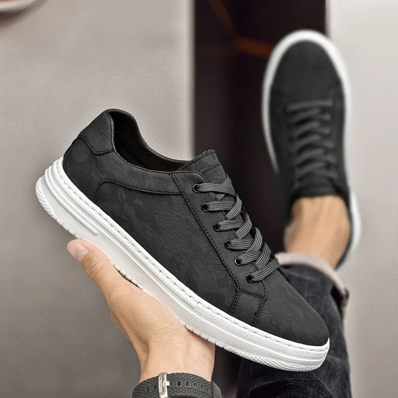 Old Money Sneaker aus echtem Leder