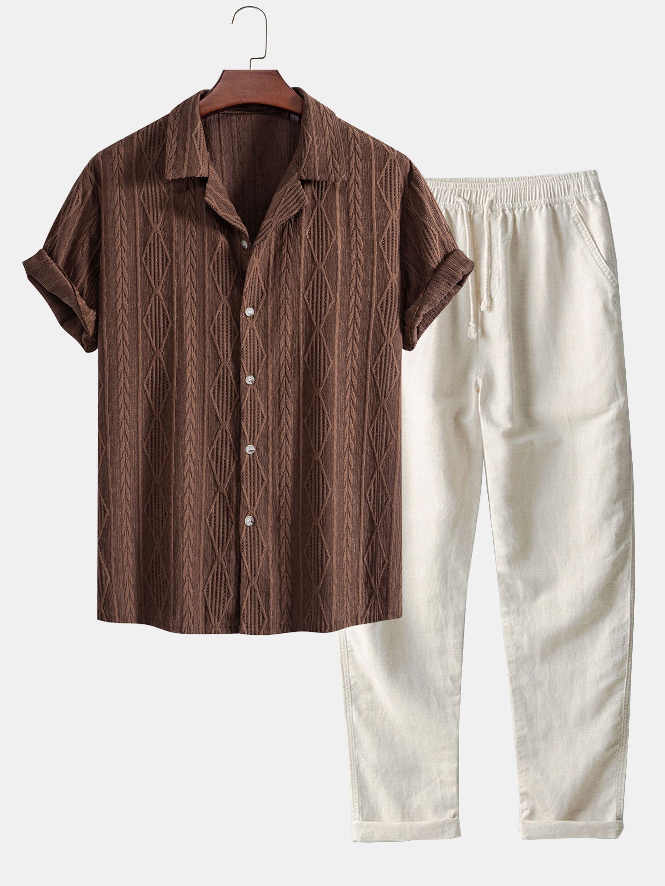 Geometrisches Jacquard-Hemd im kubanischen Stil und gerade geschnittene Leinenhose