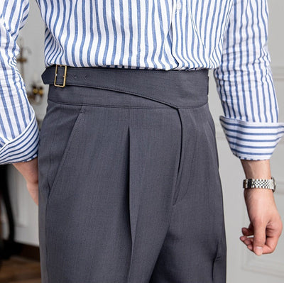 Old Money – Bundfaltenhose mit geradem Bein