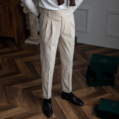 Old Money – Drapierte Hose mit weitem Bein