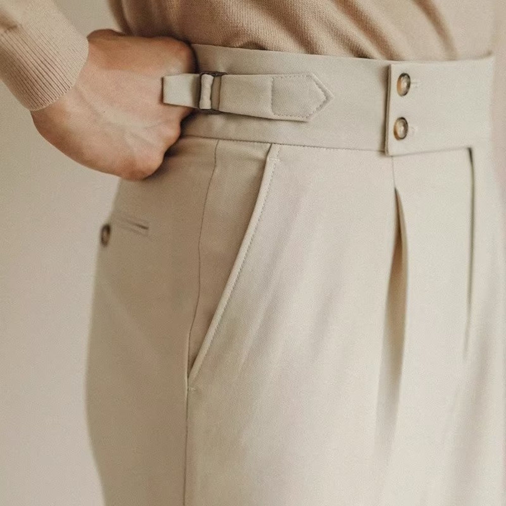 Schmale Hose im Old Money Mature Style