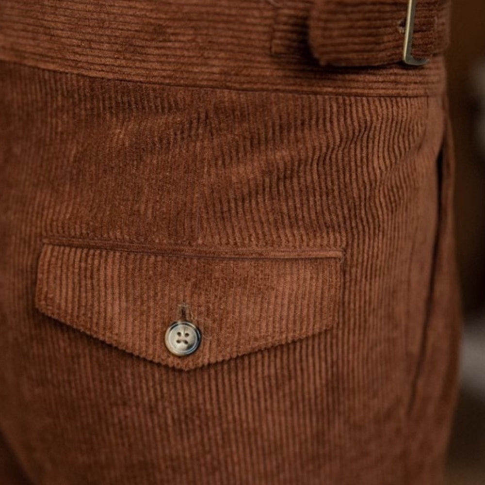 Old Money – Drapierte Hose mit weitem Bein