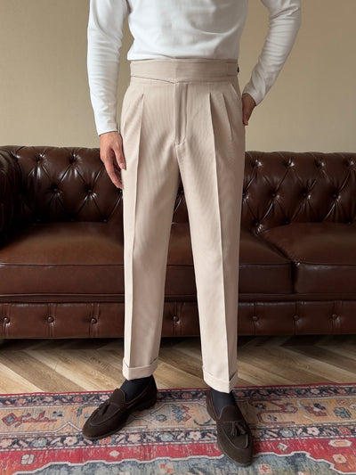 Old Money Old Money Gurkha-Hose mit hoher Taille