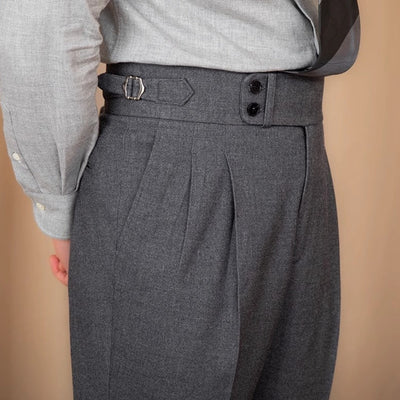 Old Money – Gerade Anzughose mit hoher Taille und verstellbarer Schnalle