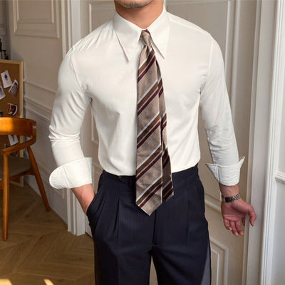 Old Money – Lässiges Slim-Fit-Hemd mit großer Spitze