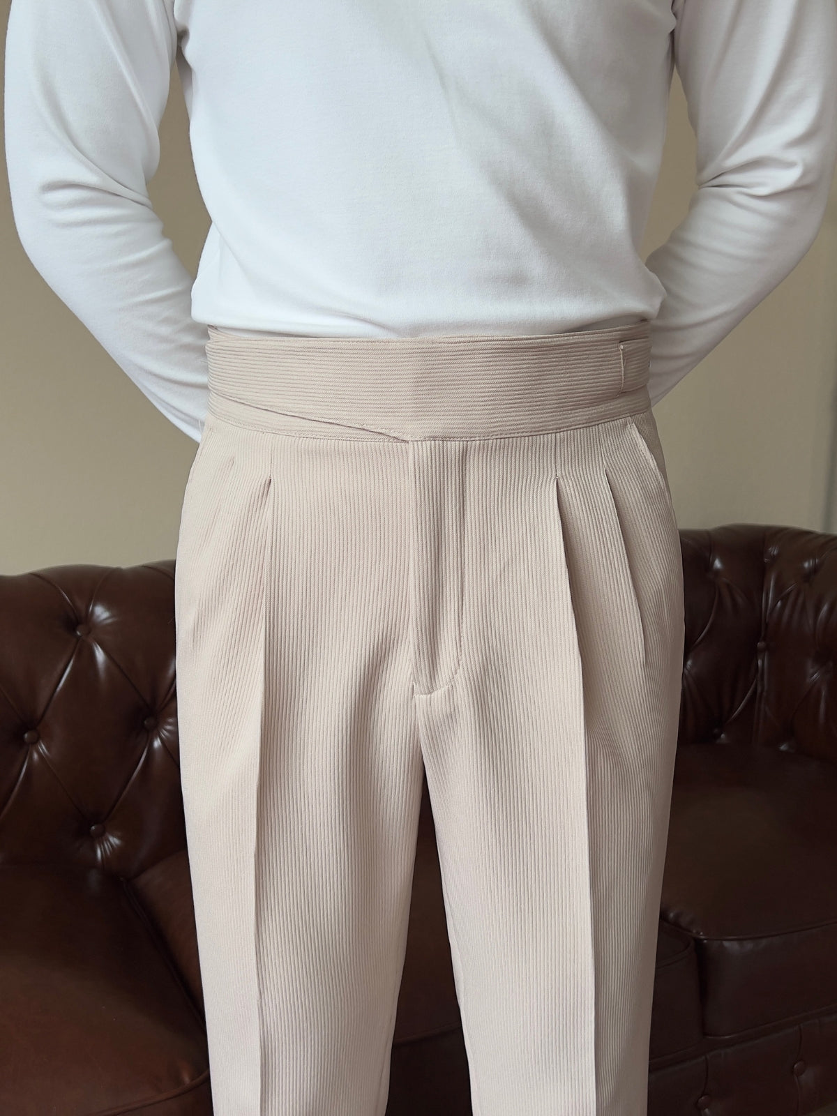 Old Money Old Money Gurkha-Hose mit hoher Taille