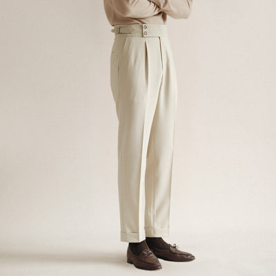 Schmale Hose im Old Money Mature Style