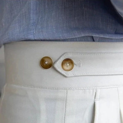 Couture - Bundfaltenhose mit Doppelknopf